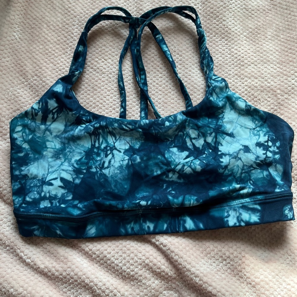 Lululemon energy bra size 8